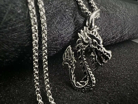 THE MEN THING Alloy Pendant with Chain DRAGON FIRE - Alloy Pendant with Pure Stainless Steel 24inch Chain for Men, American trending Style - Round Box Chain & Pendant for Men & Boy