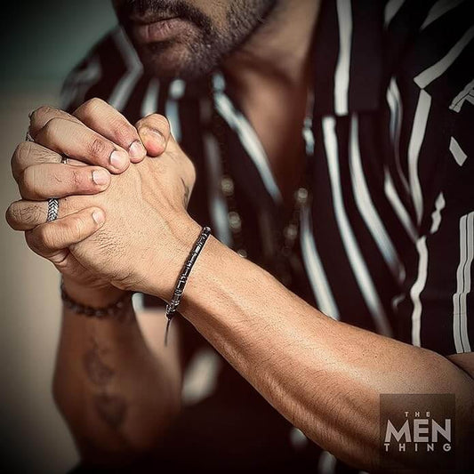 THE MEN THING Bead Bracelet SLEEK ITALY -Black Tone - Steel Bead Bracelet - Stretch Bracelet (8inch)