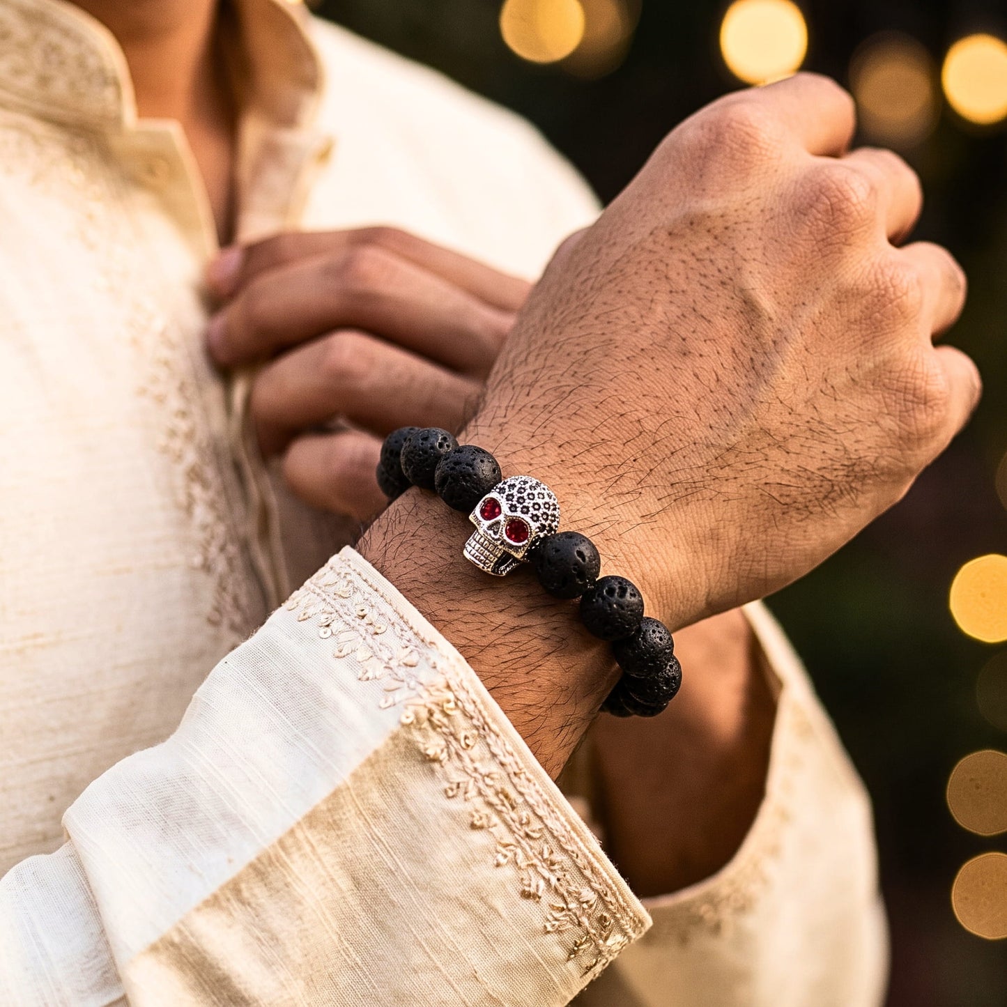 THE MEN THING Bead Bracelet The Perfect Rakhi Gift For Every Brother – LAVA SKULL RED EYE SILVER TONE - Premium Beads Bracelets With Timeless Style (7inch)
