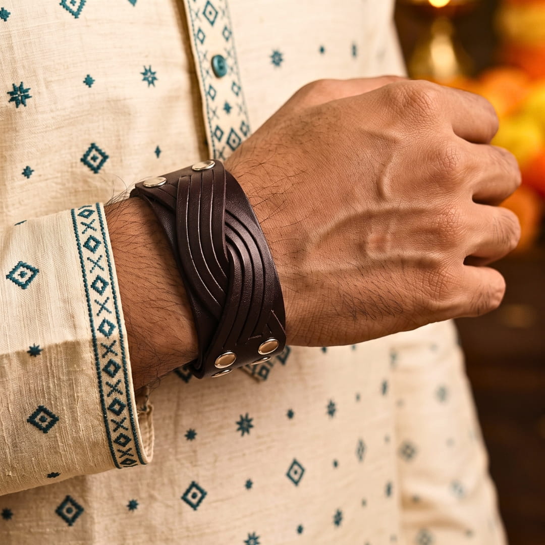 THE MEN THING Leather Bracelet The Perfect Rakhi Gift For Every Brother – TWISTBOUND BROWN - Premium Leather Bracelets With Timeless Style (8inch)