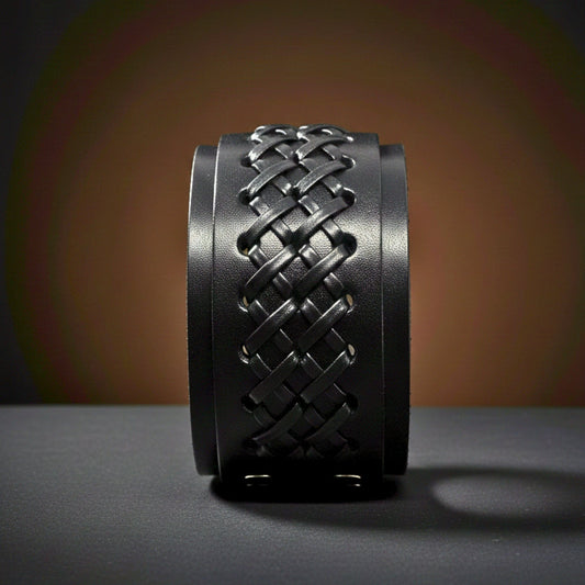 THE MEN THING Leather Bracelet TWIST ARMOR - 45mm Black Genuine Leather Adjustable Bracelet for Men & Boys (7-7.8-8.4 inch)