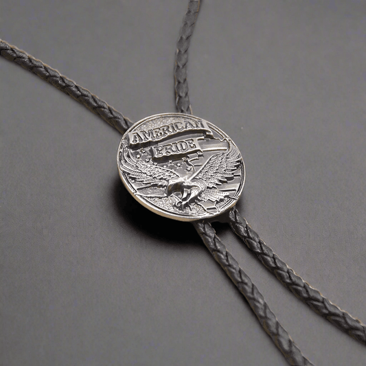 THE MEN THING Leather Necklace AMERICAN PRIDE - Retro Alloy Pendant Bolo Tie | Adjustable Genuine Leather Cowboy Necktie Necklace for Men & Boys