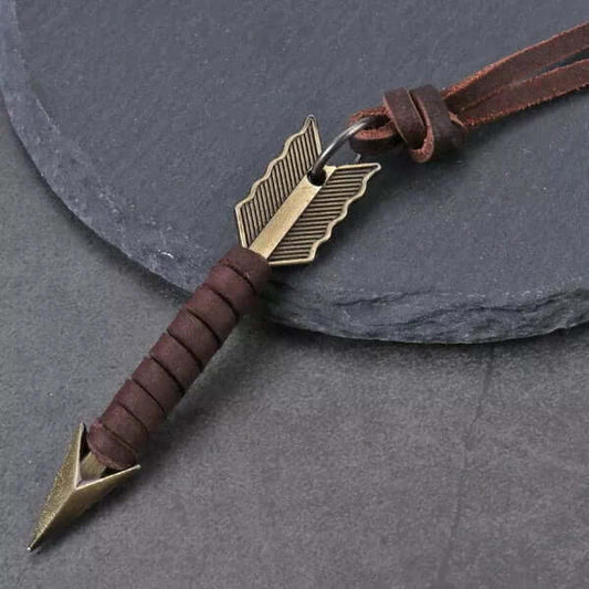 THE MEN THING Leather Necklace LEATHER BOALT BROWN - Vintage Alloy Gold Wrapped Arrow Pendant with Adjustable Pure Leather Cord Necklace for Men & Boys