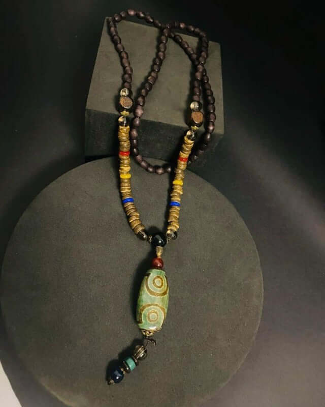 THE MEN THING Pearl / Bead Necklace BUDDHIST MALA - Wood Bead Necklace - Green Agate Large Dzi Pendant & Necklace Ethnic Long necklace for Men & Boys (36 Inch)