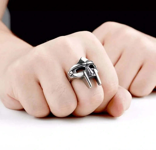 THE MEN THING Rings DOOM MASK - Pure Titanium Stainless Steel Ring Jewellery for Men - Size 17-21- 24