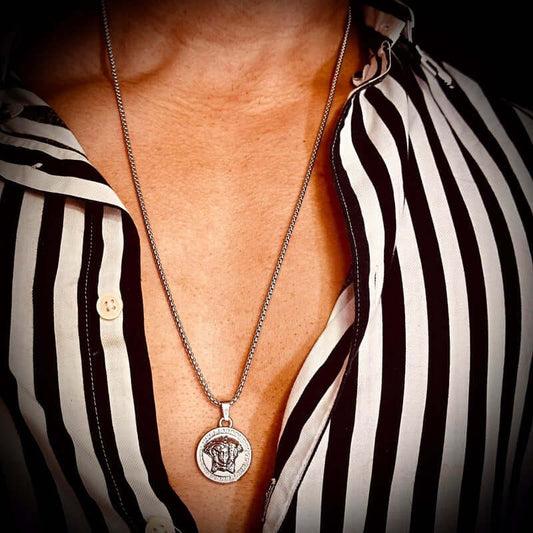 THE MEN THING SS Pendant/ Necklace CURL QUEEN - Alloy Pendant with Pure Stainless Steel 24inch Round Box Chain, American trending Style for Men & Boy