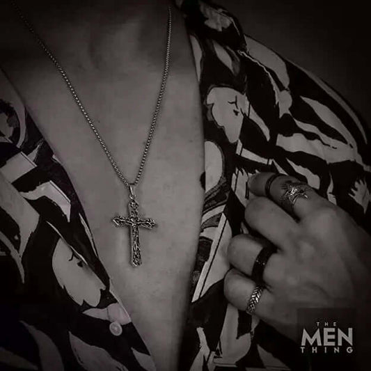 THE MEN THING SS Pendant/ Necklace FAITHCROSS - Alloy Jesus Cross Pendant with Pure Stainless Steel 24inch Round Box Chain, European trending Style for Men & Boys