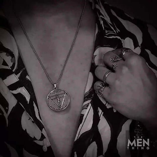 THE MEN THING SS Pendant/ Necklace GOAT STAR - Alloy Pendant with Pure Stainless Steel 24inch Round Box Chain, European trending Style for Men & Boys