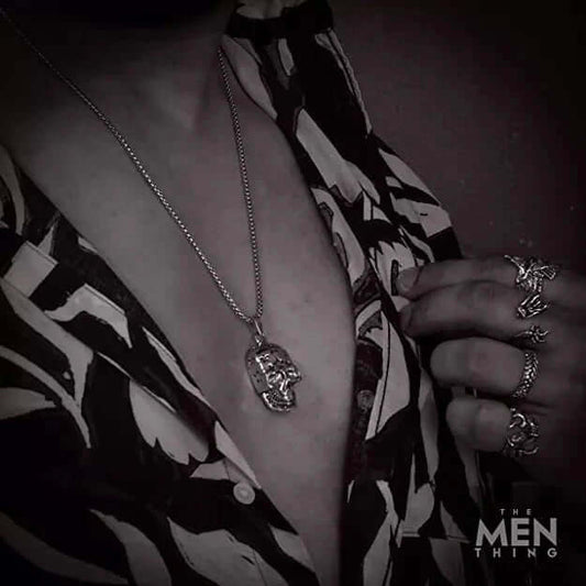 THE MEN THING SS Pendant/ Necklace SKULL STAR - Alloy Pendant with Pure Stainless Steel 24inch Round Box Chain, European trending Style for Men & Boys