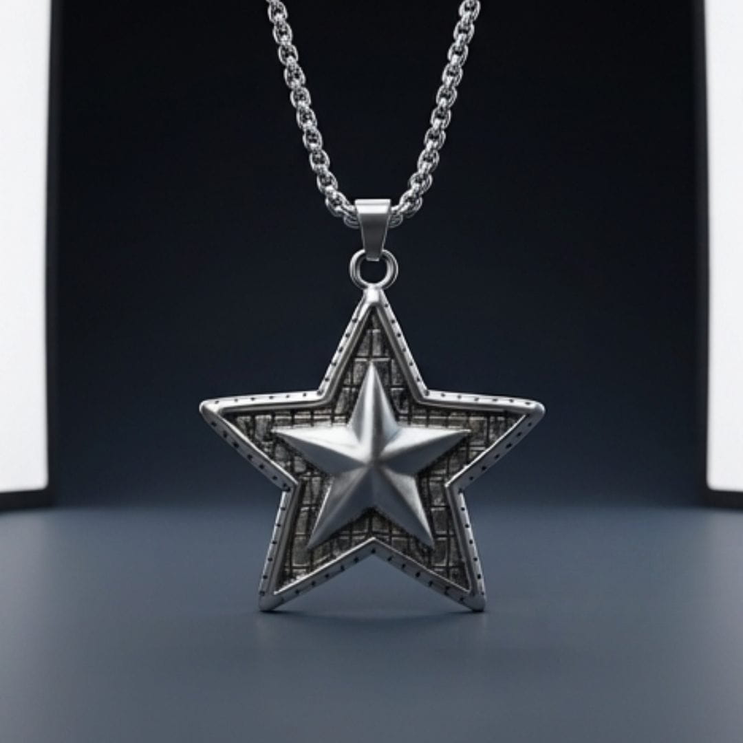 THE MEN THING SS Pendant/ Necklace STAR THAT SHINES - Alloy Star Pendant with Pure Stainless Steel 24inch Round Box Chain, American trending Styl for Men & Boy
