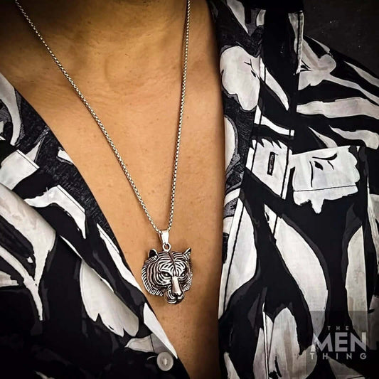 THE MEN THING SS Pendant/ Necklace TIGER HEAD - Alloy Pendant with Pure Stainless Steel 24inch Round Box Chain, American trending Style for Men & Boy
