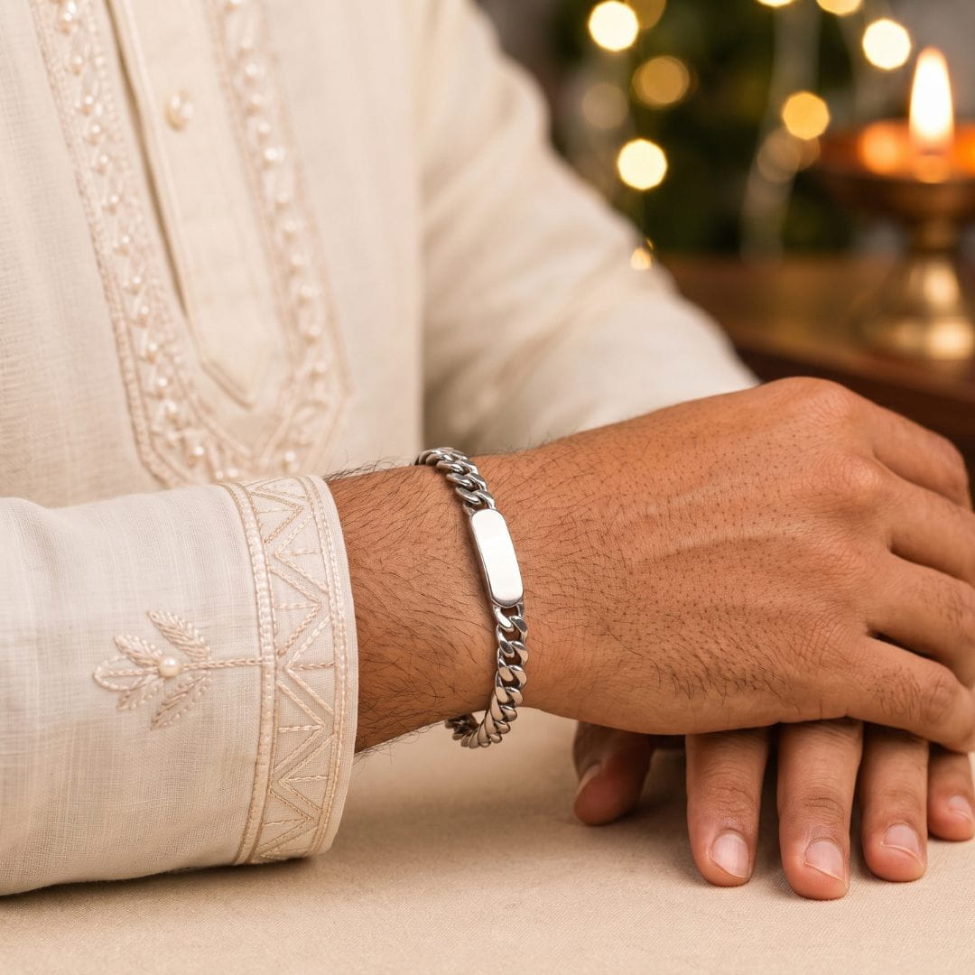 THE MEN THING Steel Bracelets The Perfect Rakhi Gift For Every Brother – ANCHOR TAG - Stainless Steel Bracelet With Timeless Style (8 inch)