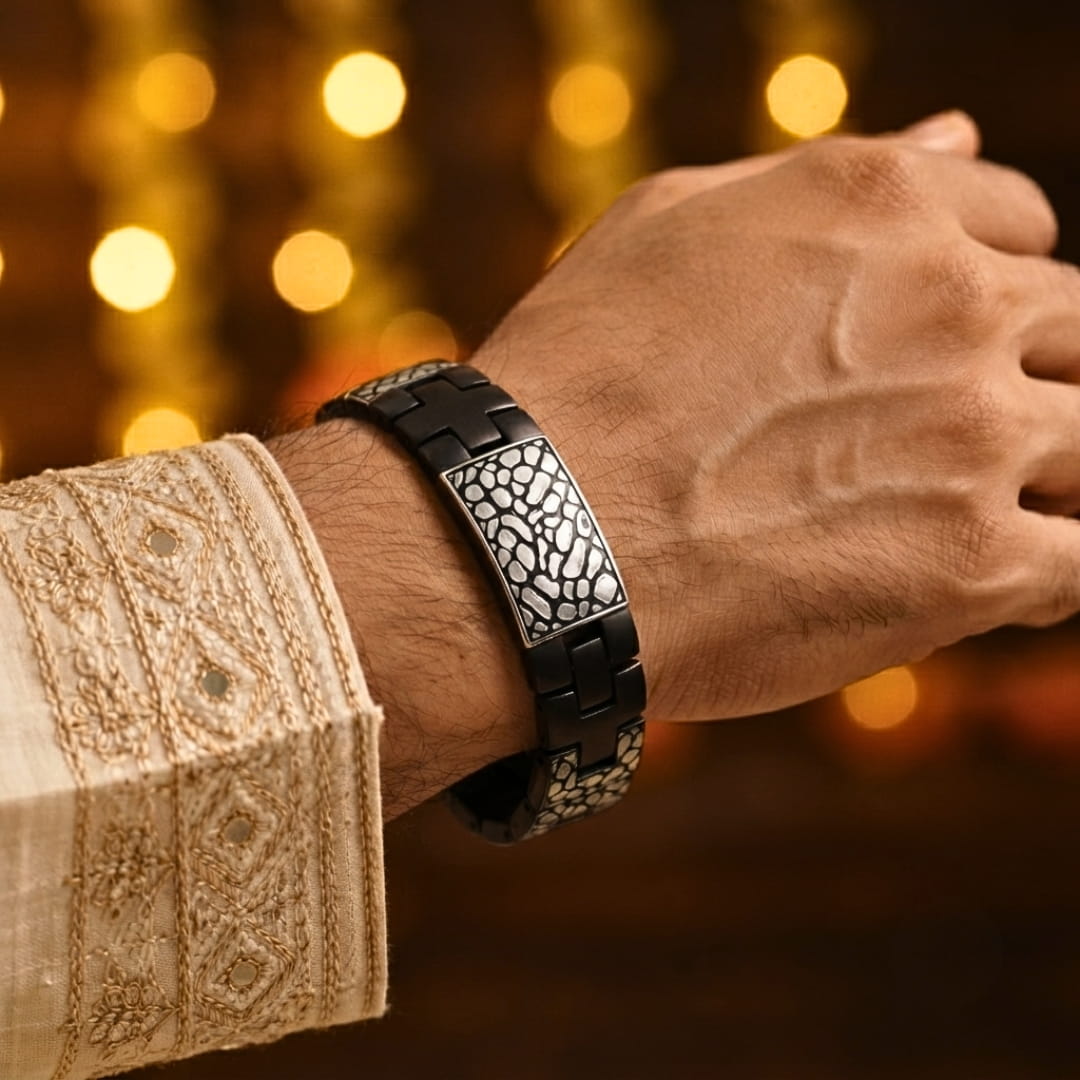 THE MEN THING Steel Bracelets The Perfect Rakhi Gift For Every Brother – ONYX MOSAIC - Premium Titanium Steel With Timeless Style (8.5inch)