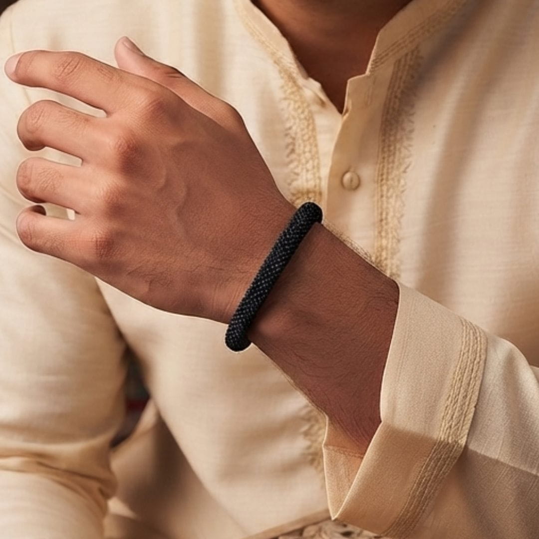 THE MEN THING Steel Bracelets The Perfect Rakhi Gift For Every Brother – RAVEN WEAVE BLACK - Stainless Steel Bracelet With Timeless Style (8 inch)