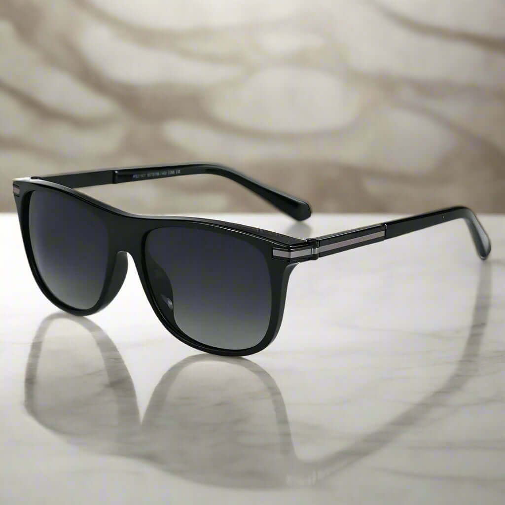 THE MEN THING Sunglasses Gradient Grey 2161 METRO CLASSIC - Wayfarer Style - HD Polarised Sunglasses for Men - UV400 Protection, Stainless Steel Frame