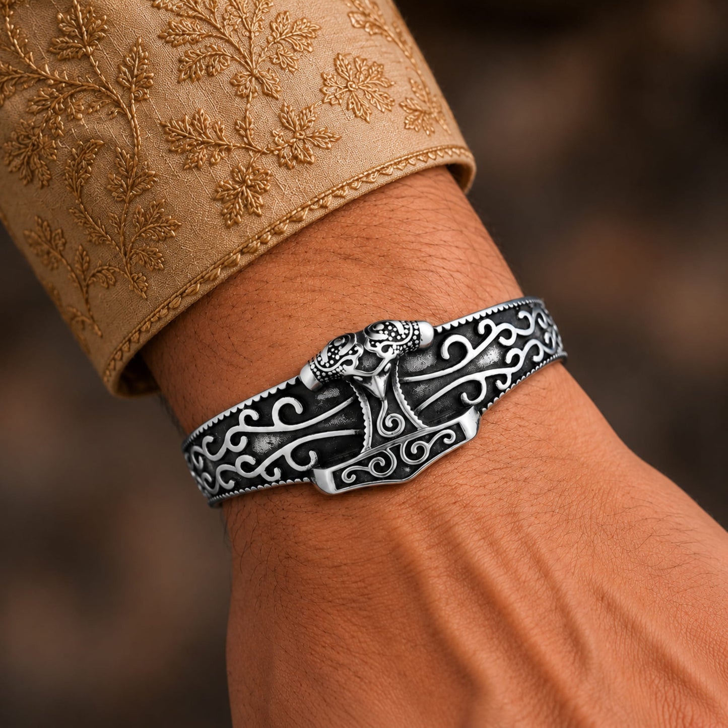 THE MEN THING The Perfect Rakhi Gift For Every Brother – ODIN'S EMBRACE - Premium Genuine Stainless Steel Bracelet With Timeless Style (Adjustable)