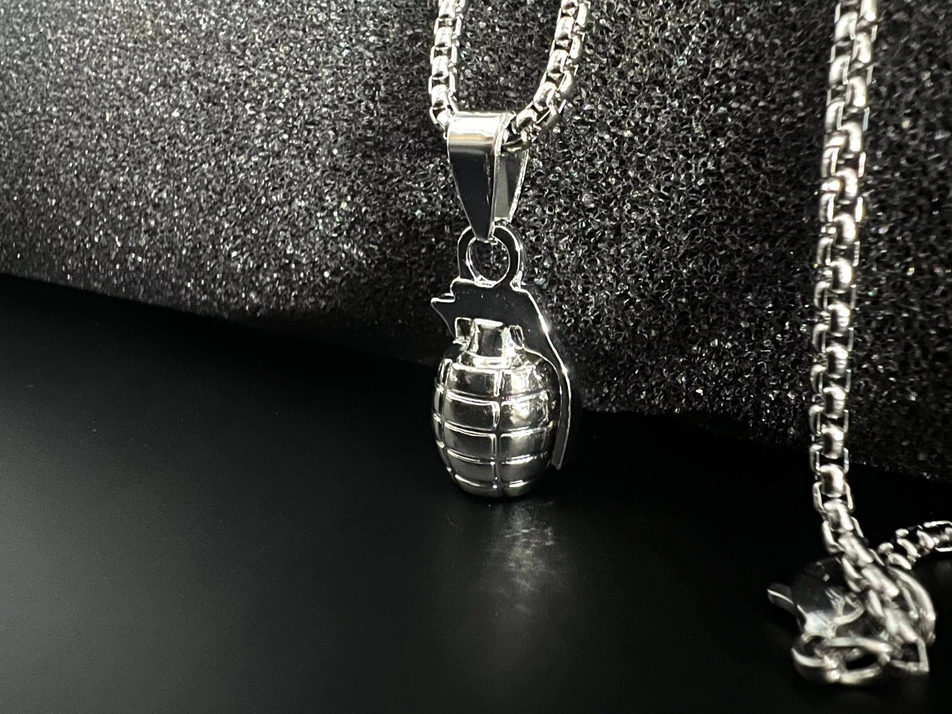 THE MEN THING Alloy Grenade Pendant with Pure Stainless Steel 24inch Chain for Men, American trending Style - Round Box Chain & Pendant for Men & Boy