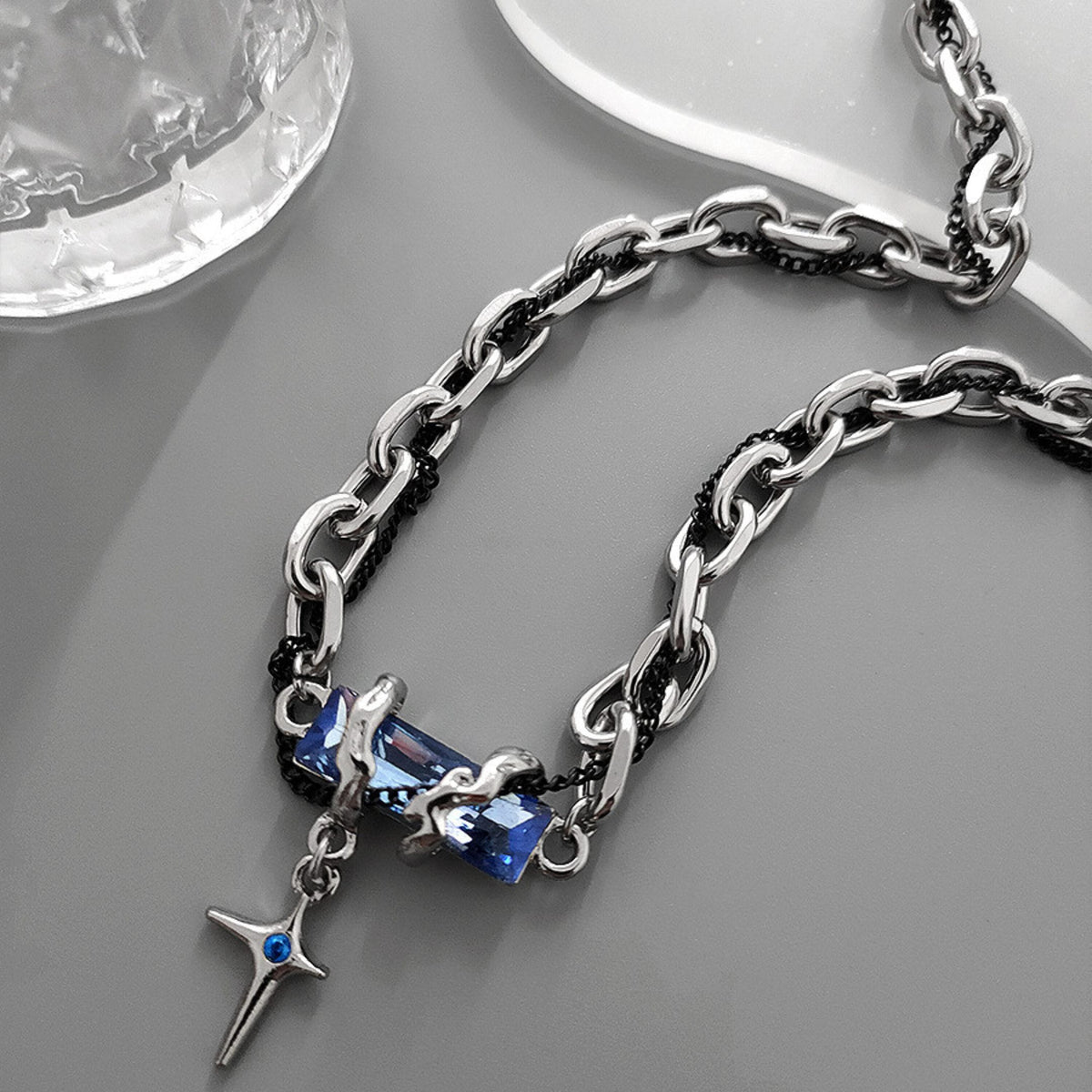 OBSIDIAN BLUEC ROSS - 30mm Titanium Steel Pendant with 20 to 22inch Adjustable Cable 7mm Chain for Men & Boys