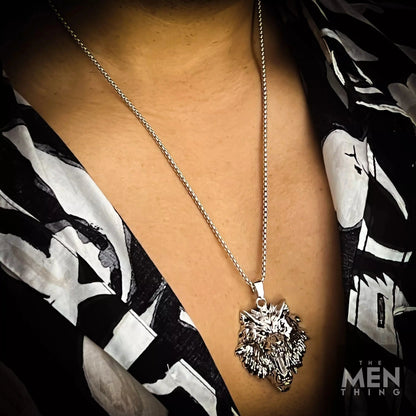 THE MEN THING Alloy lf Head Pendant with Pure Stainless Steel 24inch Chain for Men, European trending Style - Round Box Chain & Pendant for Men & Boy