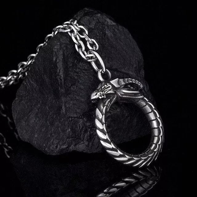 THE MEN THING Alloy Gluttonous Snake Pendant with Pure Stainless Steel 24inch Chain for Men, European trending Style - Round Box Chain & Pendant for Men & Boy