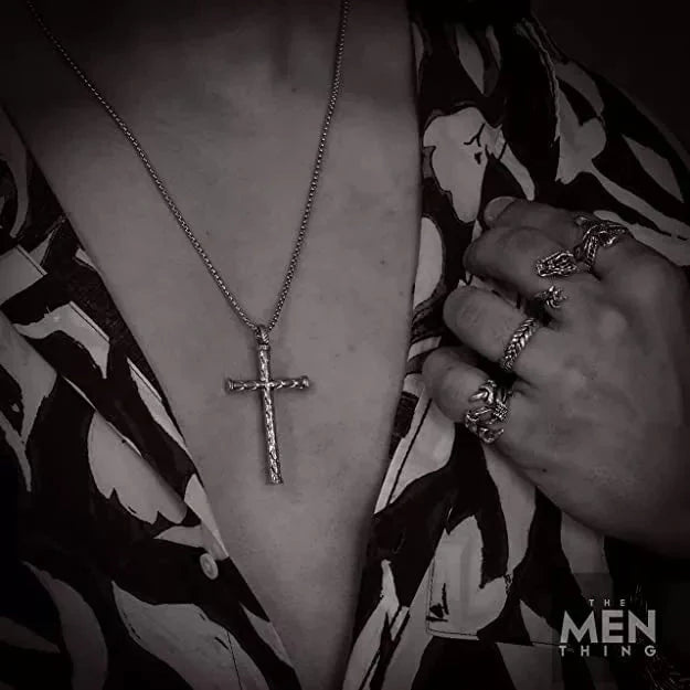 THE MEN THING Alloy Simple Cross Pendant with Pure Stainless Steel 24inch Chain for Men, European trending Style - Round Box Chain & Pendant for Men & Boys