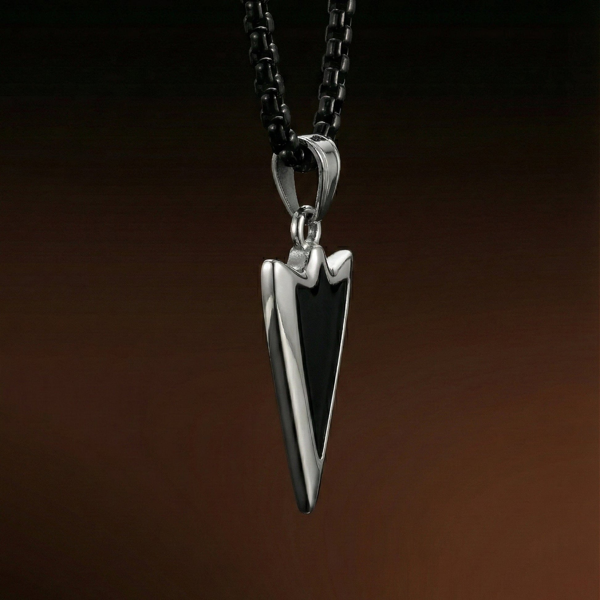 ARROWHEAD - 28mm Pure Titanium Steel  Pendant with 24inch Round Box 5mm Chain for Men & Boys - THE MEN THING
