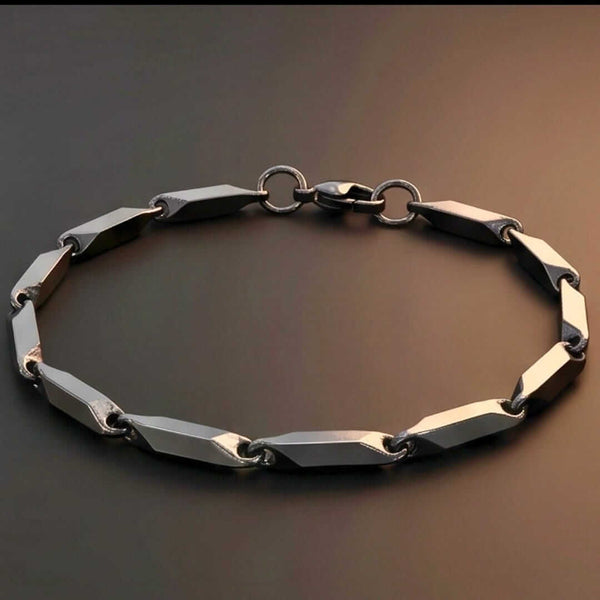 BLACK ANGLE - 5mm Stainless Steel, 7.5 to 8 inch Lobster Claw Clasp Bracelet for Men & Boys