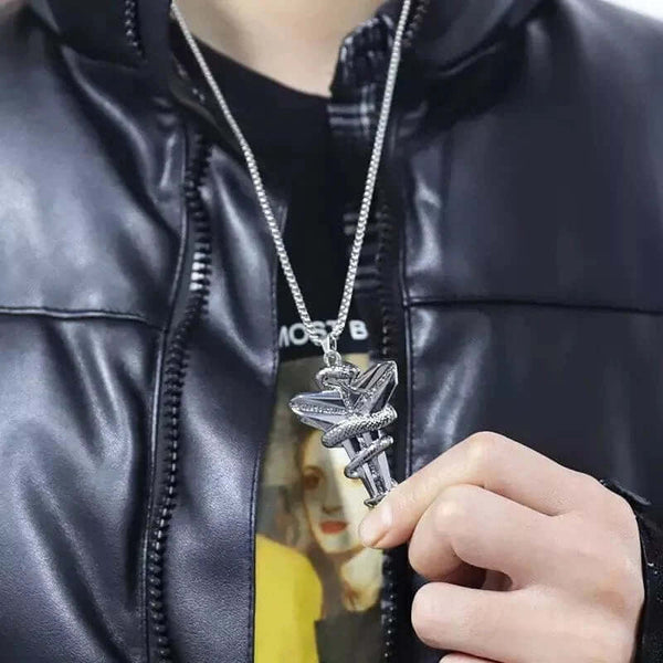 BLACK MAMBA - Alloy Pendant with Pure Stainless Steel 24inch Round box Chain, European trending Style for Men & Boy