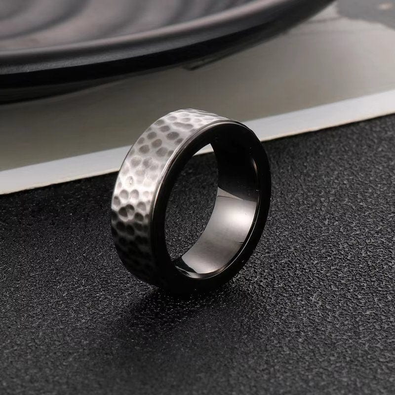 BLACK TITANIUM HAMMERED RING - Silver Ring - Pure Titanium Steel Ring for Men Size - 21 - THE MEN THING