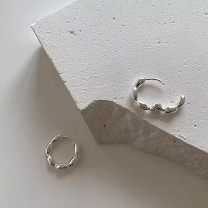 BREEZE CURVE - Titanium Steel Hoop Earrings for Men & Boys (2 Pcs) - THE MEN THING
