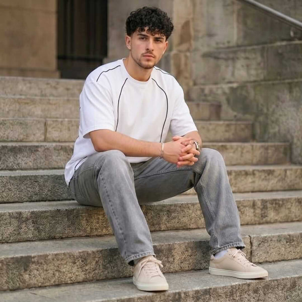 CONTOUR TRACE Oversized T-Shirt – White