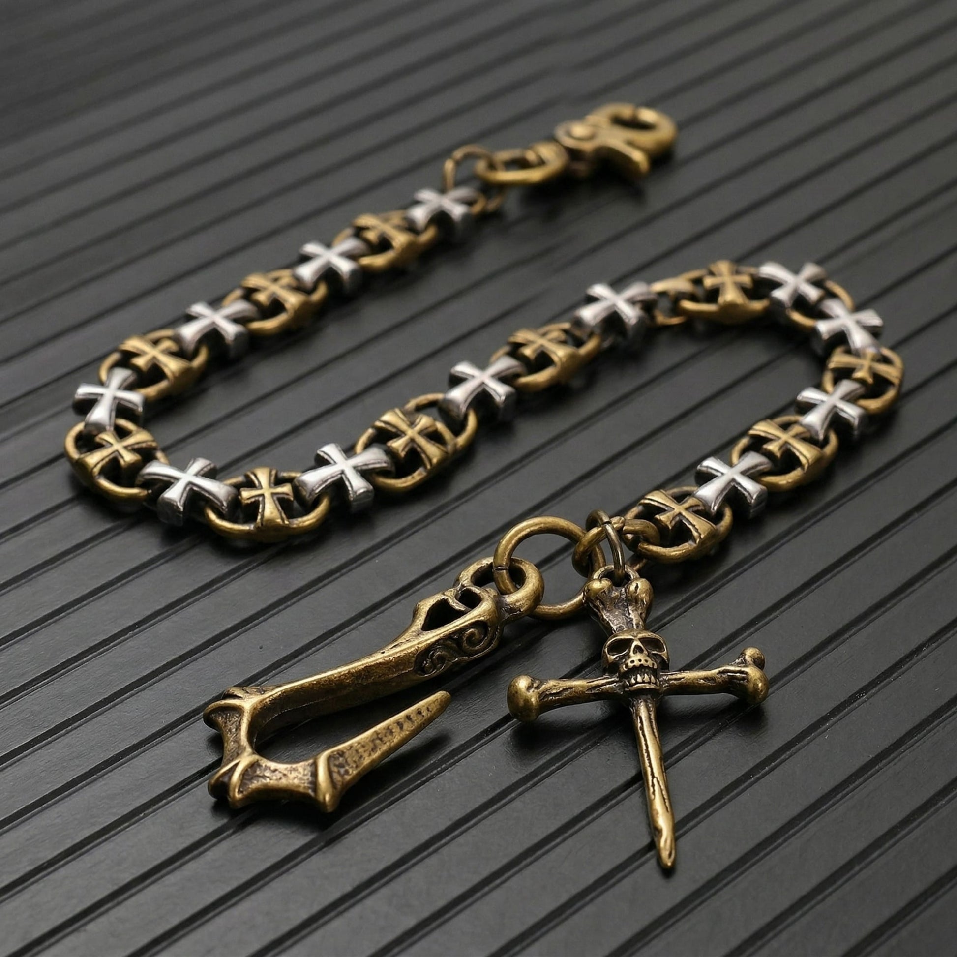 CRUCIX LINK - Antique Gold Pendant 13mm Titanium Steel Skull Heavy Biker Chain for Jeans with Lobster Clasps for Men & Boys - 20 inch - THE MEN THING