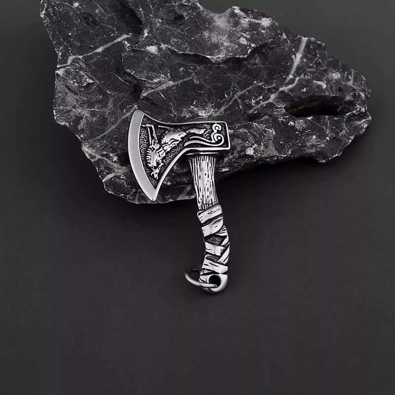 FOXY AXE -  Alloy Pendant with Stainless Steel 24inch Round Box Chain, American trending Style for Men & Boy - THE MEN THING