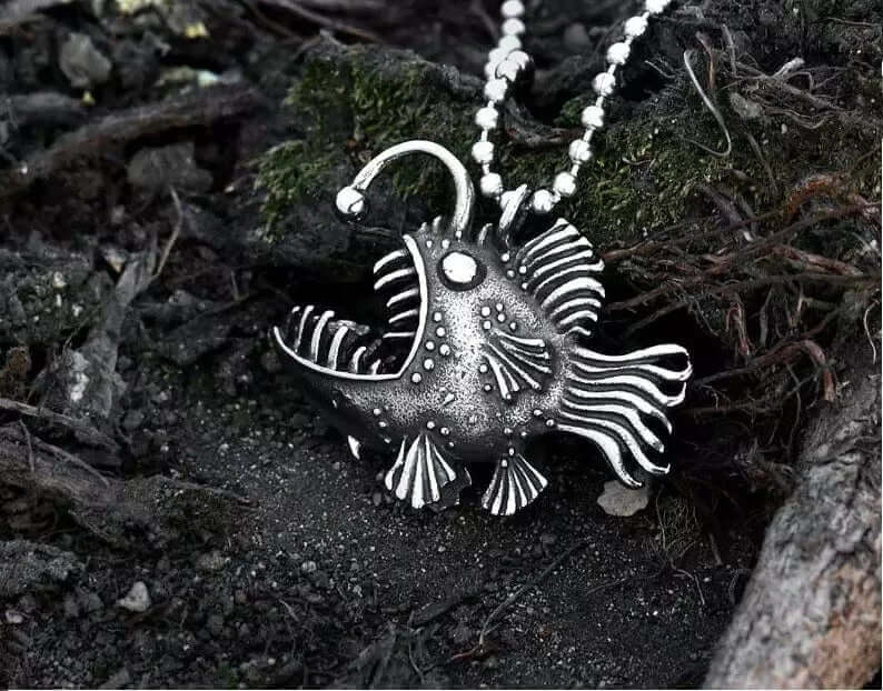 FURIOUS FISH - Alloy Pendant with Stainless Steel 24inch Round Box Chain, European trending Style for Men & Boy - THE MEN THING