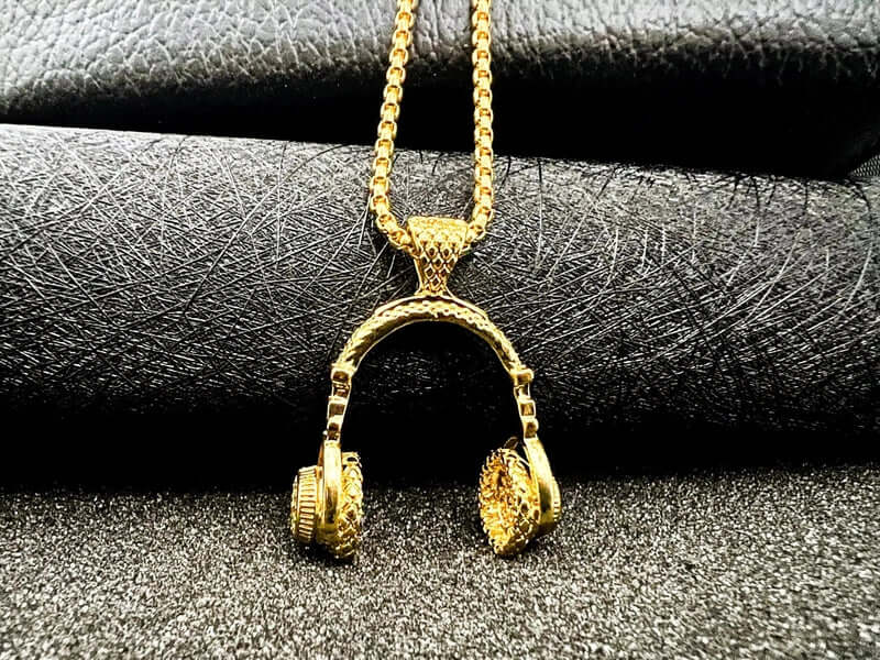 HEADPHONE GOLD (A) - Alloy Pendant with Stainless Steel 24inch Round Box Chain, American trending Style for Men & Boys - THE MEN THING