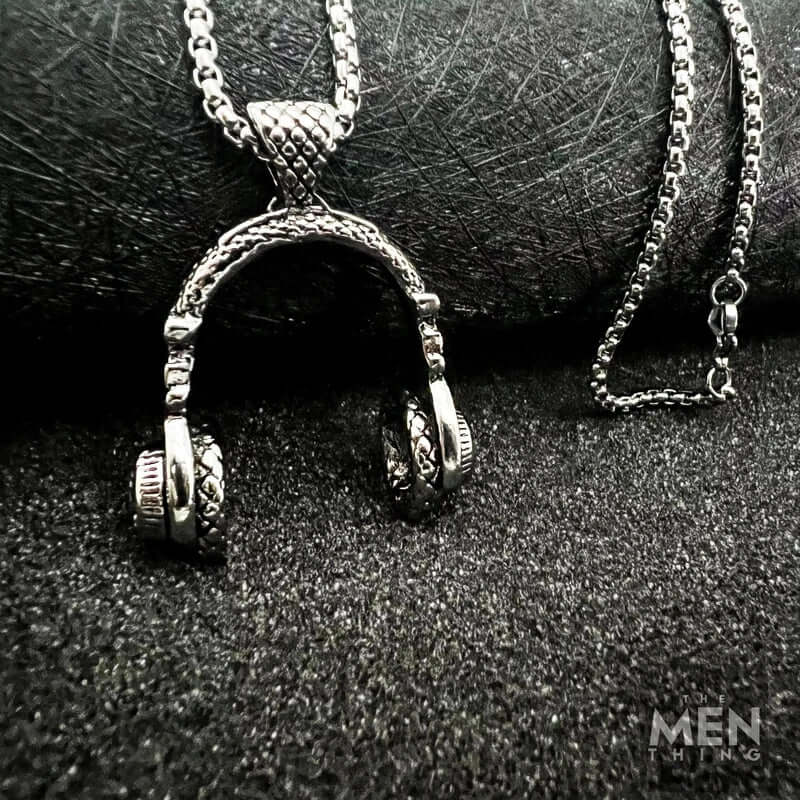 HEADPHONE SILVER (A) - Alloy Pendant with Stainless Steel 24inch Round Box Chain for Men, American trending Style for Men & Boy — SS Pendant/ Necklace for Men | THE MEN THING
