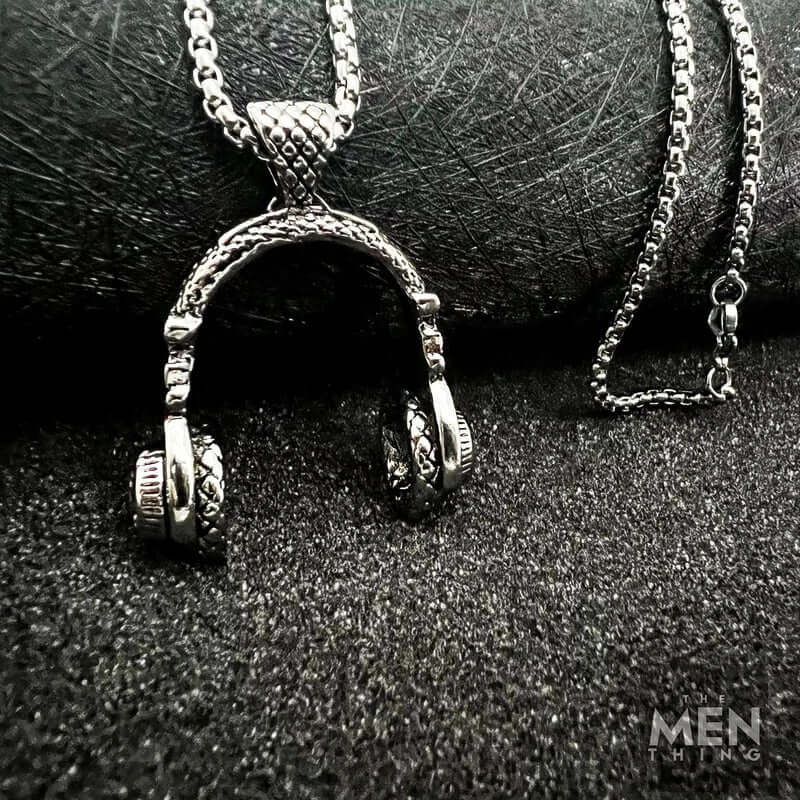 HEADPHONE  - Titanium Steel Pendant with 24inch Round Box Chain for Men & Boys - THE MEN THING