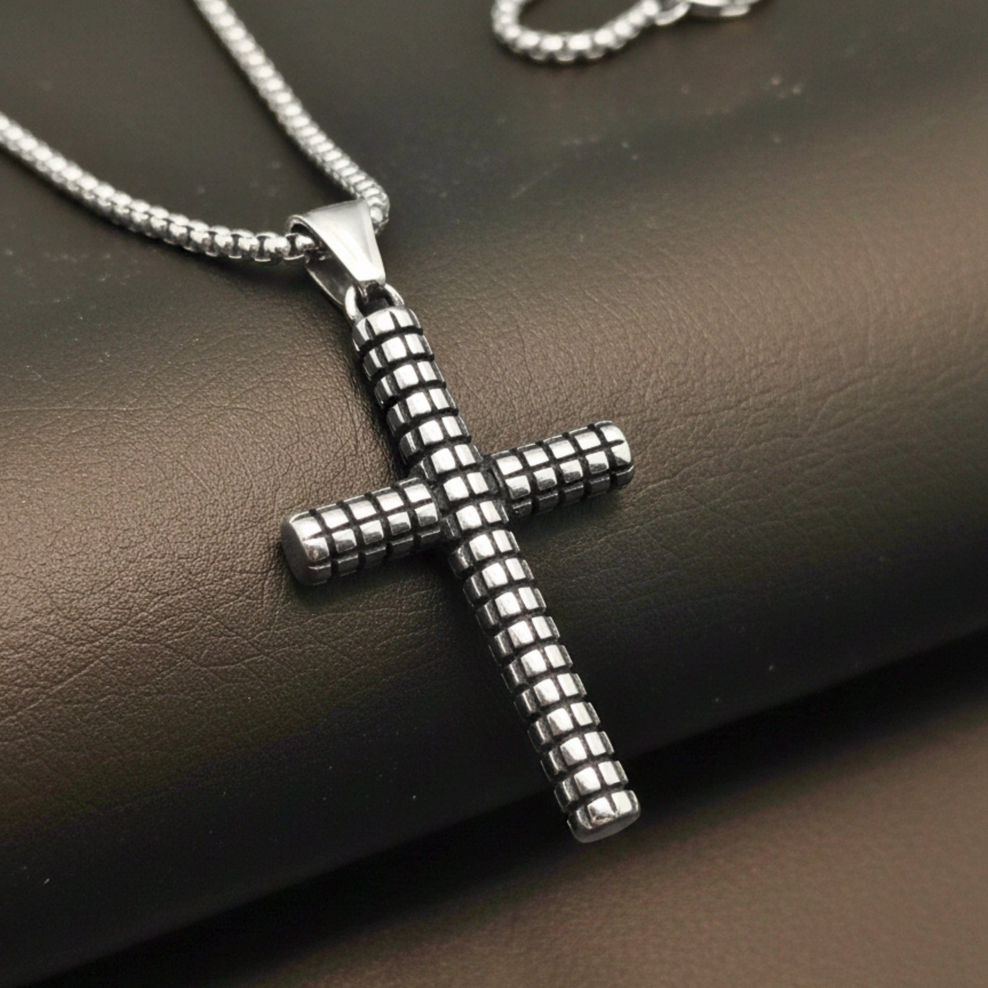 HEXA CROSS - 33mm Titanium Steel Pendant with 24inch Round Box 5mm Chain for Men & Boys - THE MEN THING