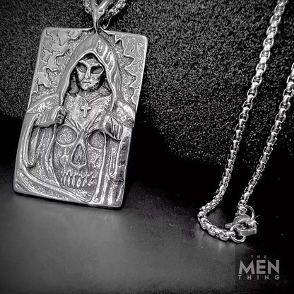 HIDDEN DEVIL - Alloy Pendant with Pure Stainless Steel 24inch Round Box Chain, American trending Style for Men & Boy — SS Pendant/ Necklace for Men | THE MEN THING