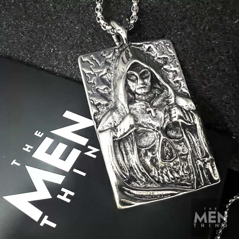 HIDDEN DEVIL - Alloy Pendant with Pure Stainless Steel 24inch Round Box Chain, American trending Style for Men & Boy — SS Pendant/ Necklace for Men | THE MEN THING