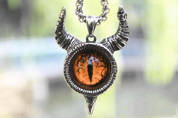 HORN YELLOW EYE PROTECT - Pure Titanium Steel Pendant with 24inch Round Box Chain for Men & Boys