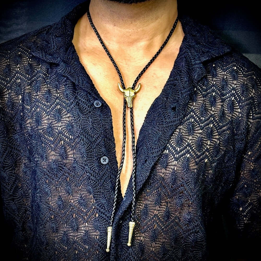 HORNET - Retro Alloy Pendant Bolo Tie | Adjustable Genuine Leather Cowboy Necktie Necklace for Men & Boys - THE MEN THING