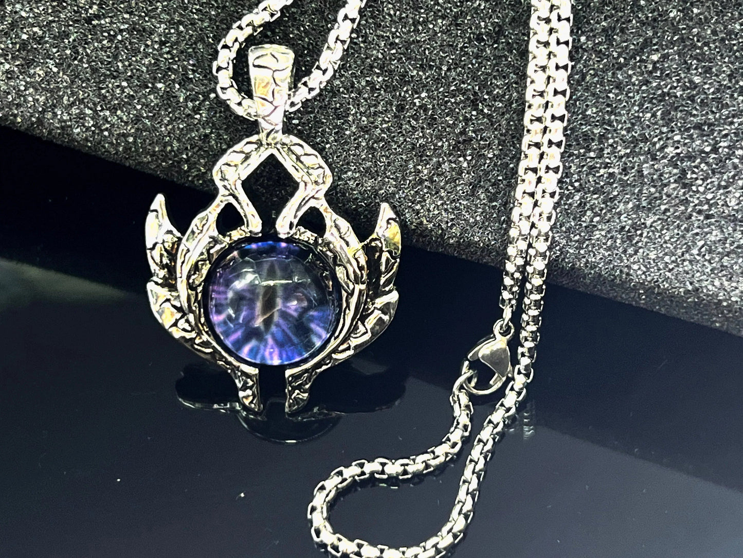 THE MEN THING Alloy Purple eyes Pendant with Pure Stainless Steel 24inch Chain for Men, European trending Style - Round Box Chain & Pendant for Men & Boy