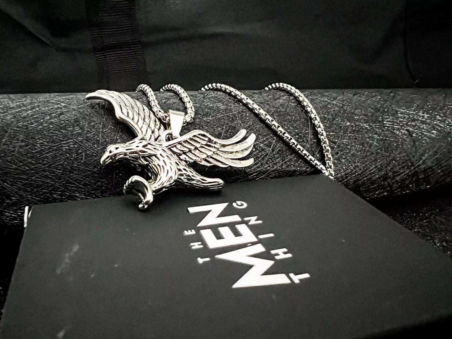 THE MEN THING Alloy Eagle Pendant with Pure Stainless Steel 24inch Chain for Men, European trending Style - Round Box Chain & Pendant for Men & Boy