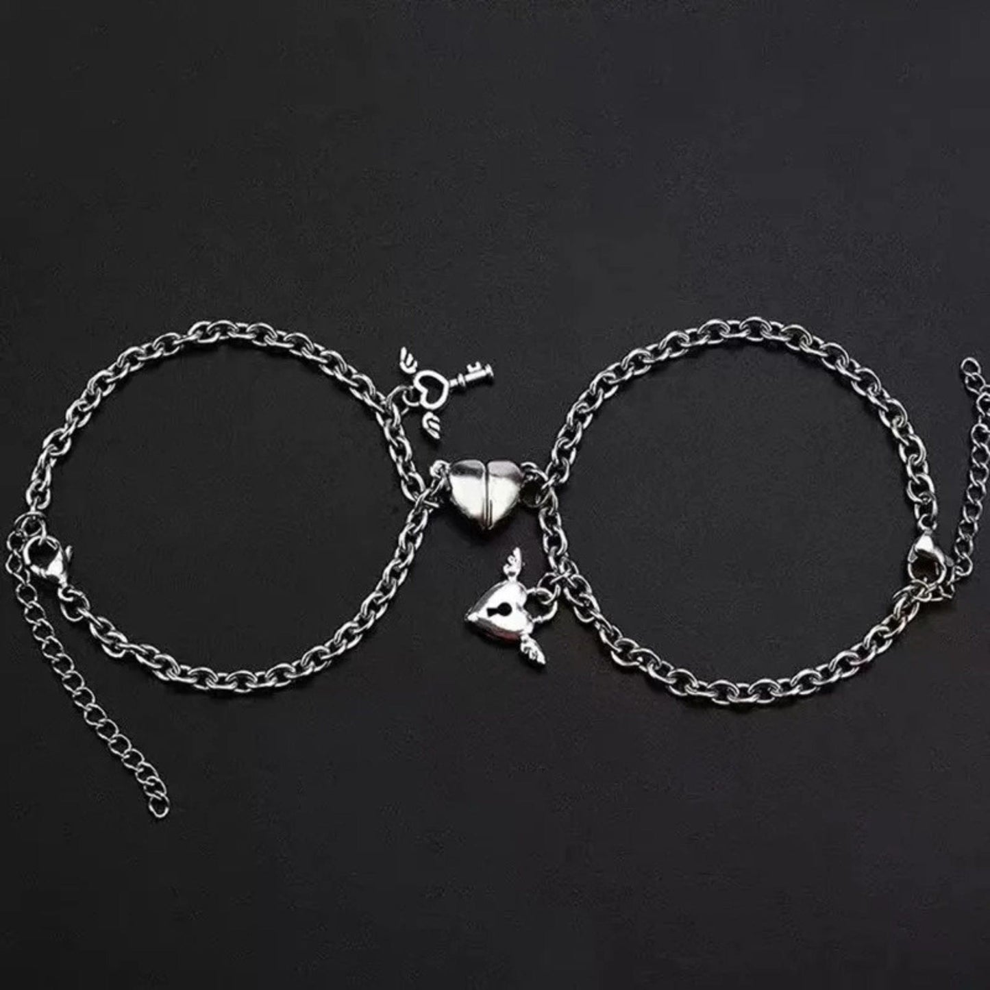 INTERLOCKING HEART - Pure Stainless Steel with Lobster Clasp for Men and Couples Bracelet  (7inch with Adjustable chain) - THE MEN THING