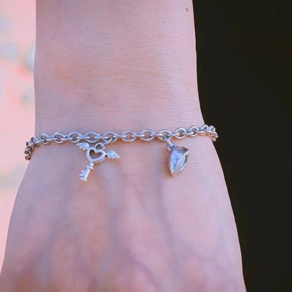 INTERLOCKING HEART - Pure Stainless Steel with Lobster Clasp for Men and Couples Bracelet  (7inch with Adjustable chain)