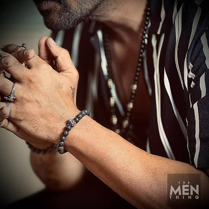 INTERNO BLACK SKULL - Natural Beads Bracelet - Oxy Black Toned Skull with Red Stone in Eyes (7inch) - THE MEN THING