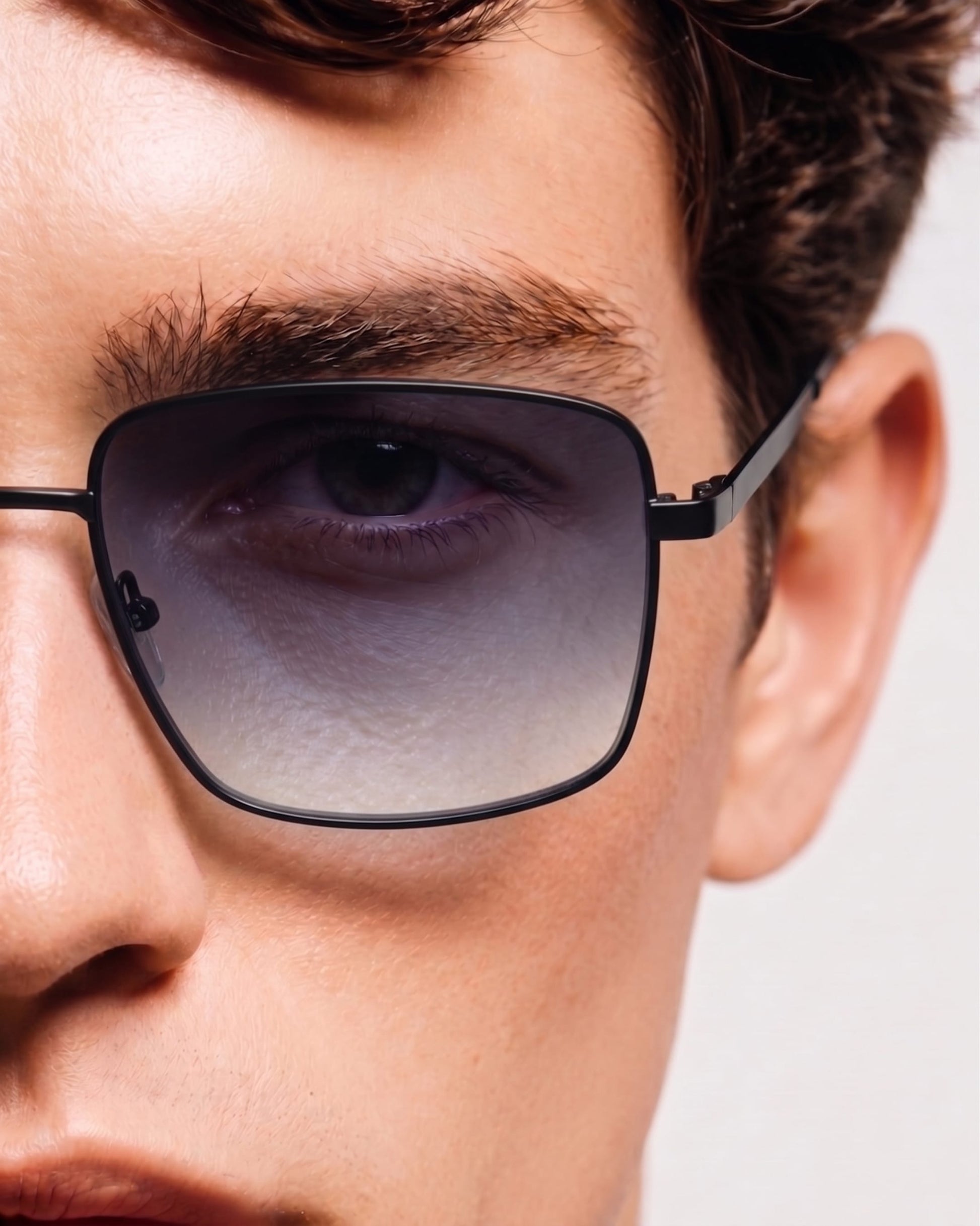 J3305 - PHANTOM SHADE - HD Polarised Sunglasses for Men - UV400 Protection, Stainless Steel Frame - Gradient Lenses - THE MEN THING
