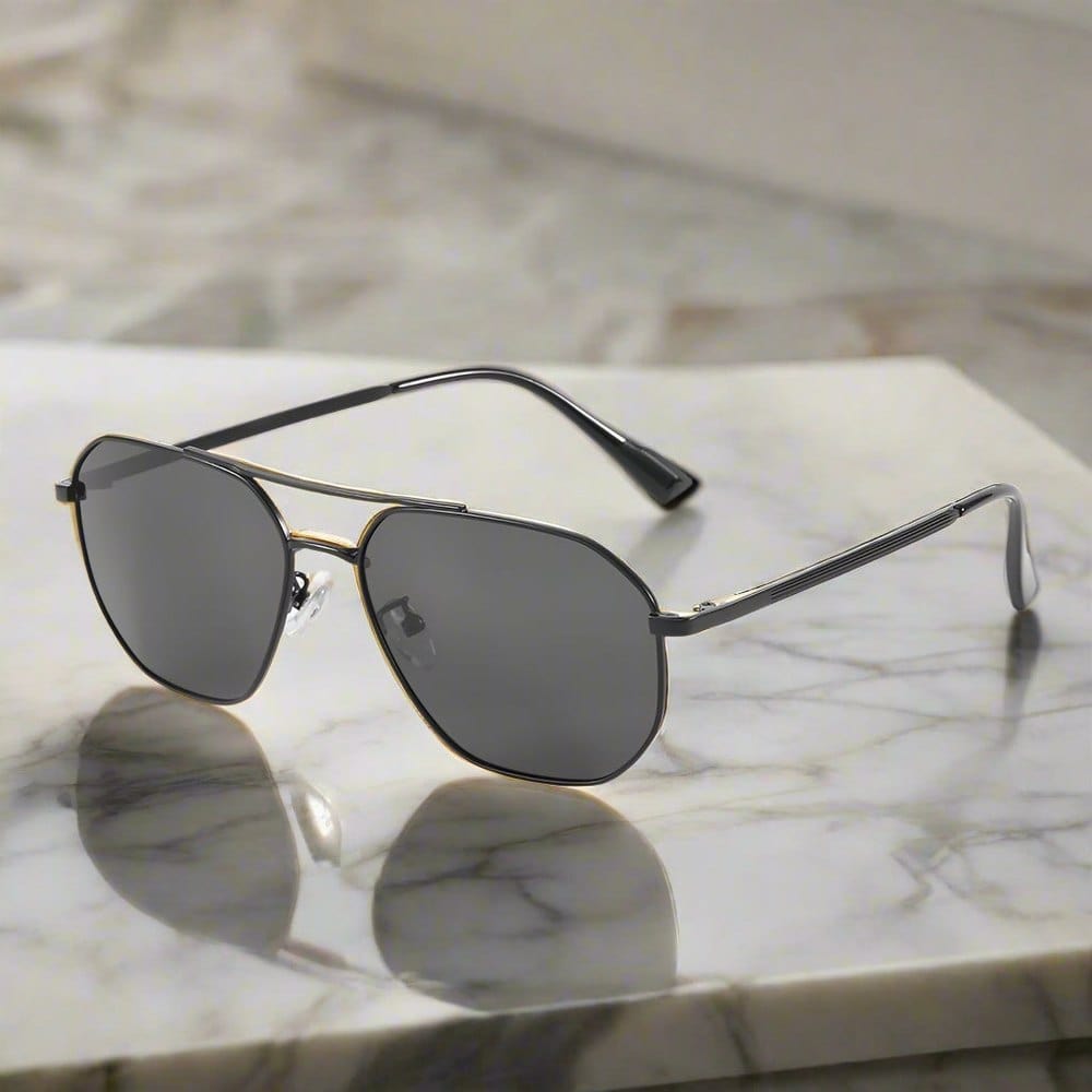 J3347 - AMBER LUXE - HD Polarised Sunglasses for Men - UV400 Protection, Stainless Steel Frame - Black Frame with Black Lens - THE MEN THING