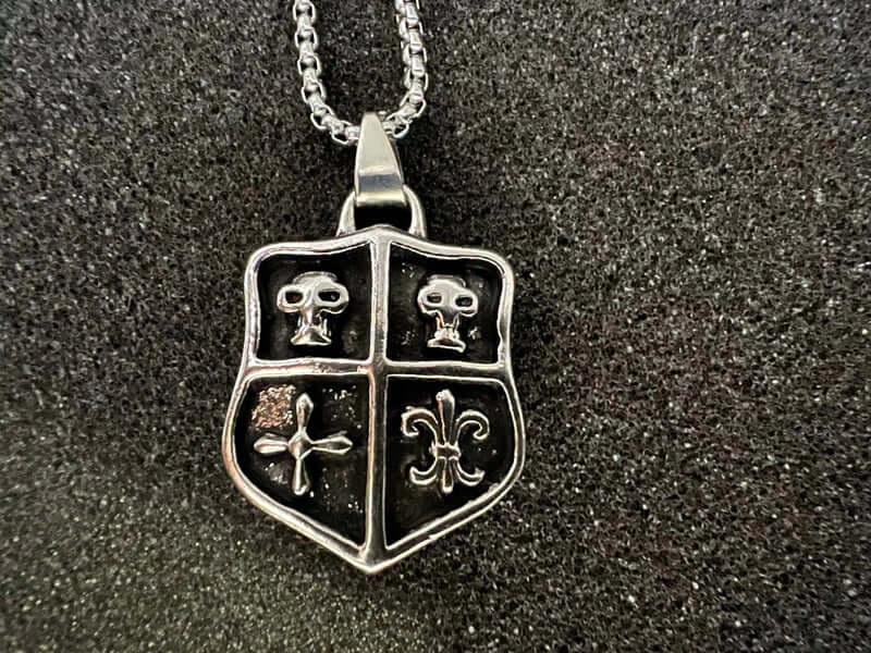 JOKER DECK SKULL -  Alloy Pendant with Pure Stainless Steel 24inch Round Box Chain, American trending Style for Men & Boy - THE MEN THING
